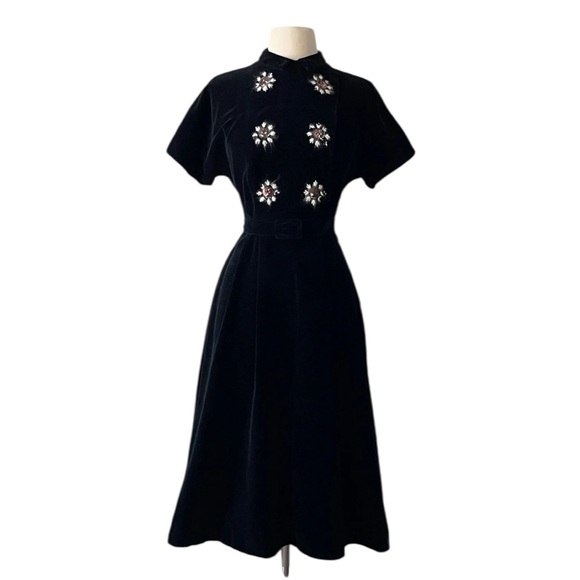 black and champagne wedding dress $65 DRESS SALE /// 1970s Black Velvet Flutter Sleeve Maxi Dress